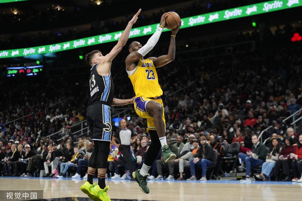 逐更加白热 逐更加白热